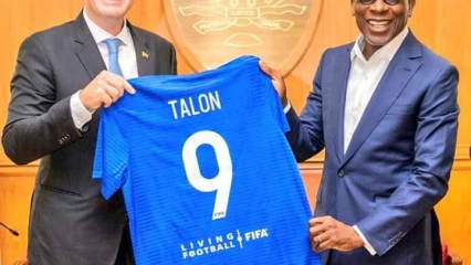 VISITE DU PRESIDENT DE LA FIFA AU BENIN : Gianni Infantino épouse la vision du président Talon  . Un mémorandum d’entente Fifa-Gouvernement-Fbf signé