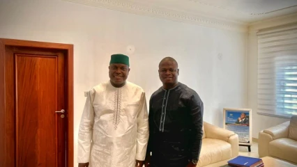 APRÈS PLUSIEURS DÉNONCIATIONS SUR L&rsquo;ÉTAT DES ROUTES :  Le Pdg de Daabaaru reçu par le Ministre des infrastructures et des transports