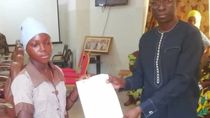 GRÂCE AU PROJET CHAMPIONNES À PÉHUNCO : Cinq jeunes filles apprenties soutenues financièrement