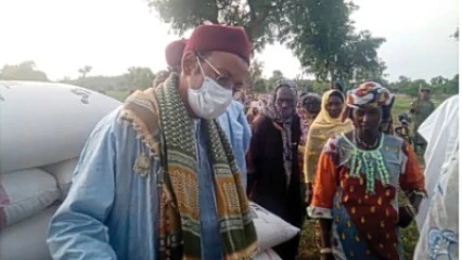 APRÈS LE CONFLIT ENTRE AGRICULTEURS ET ÉLEVEURS A GOUNGOUN : L&rsquo;Apess fait don de vivres aux victimes