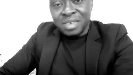 FÊTE DES MÈRES 2020: L&rsquo;émouvant hommage de Elinvo Luc Dossounon aux mamans du monde  (Ta Mère est ta Mère, ton Père pourrait ne pas être ton Père)