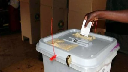 SCRUTIN LÉGISLATIF DU 8 JANVIER DERNIER : Les béninois sanctionnent le régime Talon . Des irrégularités constatées  . Les regards tournés vers la Céna et la Cour constitutionnelle