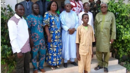 ÉDUCATION A BEMBEREKE  : Mifoutaou et ses hôtes promeuvent l’excellence du petit Issa Ibrahim
