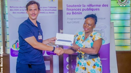 Grace au projet réforme: adjarra dotée d’une tablette