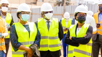 CONSTRUCTION DE L&rsquo;ECOLE DES MÉTIERS DU NUMÉRIQUE À COTONOU : Trois ministres s&rsquo;enquièrent de l&rsquo;évolution des travaux .25% de taux d&rsquo;exécution après un mois environ