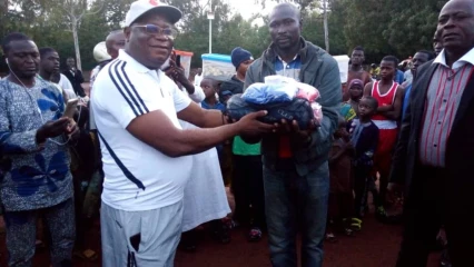 CHAMPIONNAT DEPARTEMENTAL DE BOXE BORGOU-ALIBORI À PARAKOU  : Le grand geste de générosité de Pierre Hinvi  . Les représentants des deux départements connus