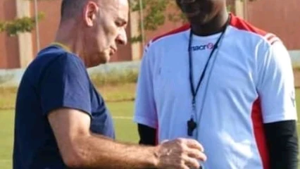 FOOTBALL À PARAKOU :     Les joueurs de Djeffa Fc renforcent leur capacité mentale     «Le football, c&rsquo;est pourquoi, quand et où tu dois donner la passe…», dixit Roberto Bassi