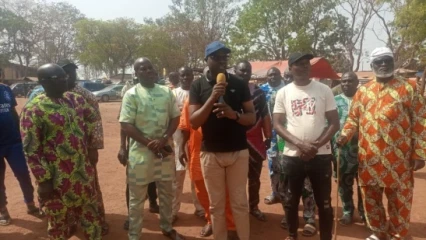 LÉGISLATIVES 2023/POUR LA MAJORITÉ DES SIÈGES DU PARTI BR DANS LA 8E CE : Les conducteurs des gares routières de Parakou donnent leur parole à Samou Seïdou Adambi