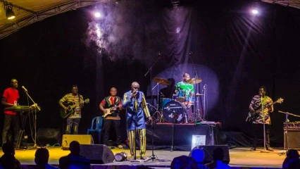 LANCEMENT D’ALBUM DE BARASUNO :  « Gari », les paroles de l’humanisme griotique sur le marché