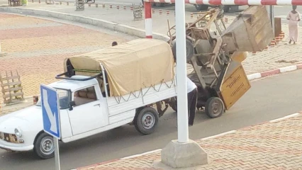 PARAKOU : Un limitateur de hauteur de Toko fait les frais de l’incivisme d’un usager indélicat