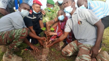 JOURNEE MONDIALE DE L’ENVIRONNEMENT  DANS LE BORGOU : 855 plants mis en terre dans le cadre du reboisement inter-forces