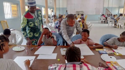 CONCOURS DE DESSIN/PARTENARIAT PARAKOU-ORLEANS :100 candidats compétissent sur le thème “Les arbres de chez nous ”