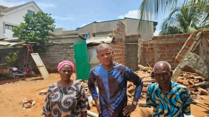 DÉMOLITION D&rsquo;HABITATIONS À ABOMEY-CALAVI : Le Conseiller municipal Arsène Yaovi appelle Talon à la rescousse  . Une vingtaine de maisons déjà rasées