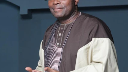 PROPOSITION DE SOLUTION POUR UNE SORTIE DE CRISE : L&rsquo;He Bagoudou optimiste, croit au consensus .« C&rsquo;est ouvert et par la grâce de Dieu, on va y arriver », dixit l&rsquo;élu du peuple