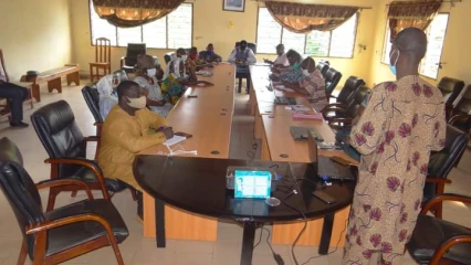 LUTTE CONTRE LA DÉFÉCATION À L&rsquo;AIR LIBRE À BEMBEREKE : Le Paphyr et les élus communaux se donnent la main