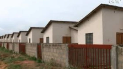 VENTE AUX ENCHÈRES DES LOGEMENTS SOCIAUX AU BENIN : Une bonne affaire pour les agences immobilières contre les pauvres