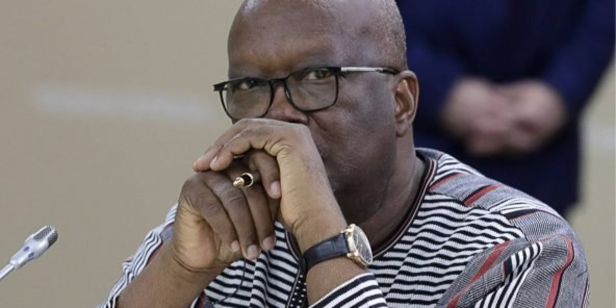 INSTABILITE POLITIQUE EN AFRIQUE DE L&rsquo;OUEST :  Le virus s&#8217;empare du Burkina et emporte Rock Christian Kaboré
