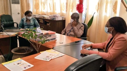 BÉNIN: Les ministres Éléonore Yayi et Aurélie Adam Soulé lancent la plateforme e-learning