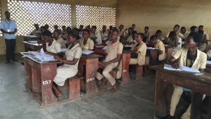 REPRISE DES COURS DANS LE CONTEXTE DE LA COVID-19 ET DEFICIT D’ENSEIGNANTS : Le gouvernement entre le marteau et l’enclume