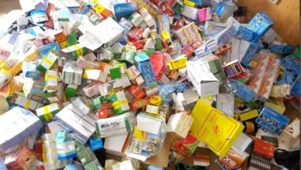 DJOUGOU : Plus d&rsquo;une tonne de faux médicaments saisis