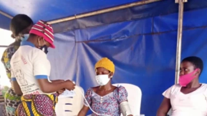 CONSULTATION PRÉNATALE DE GROUPE DANS L’ATLANTIQUE : Une technique pour mieux préparer la venue du nouveau-né  .Nécessité de l’élargir à d’autres départements