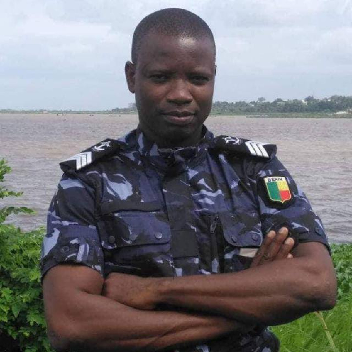 DÉCÈS DU POLICIER RÉPUBLICAIN BERNARD MOHAMED CHABI LORS D&rsquo;UNE PATROUILLE À PARAKOU : Le Ddpr Borgou Pacôme Anato relate les faits, présente les condoléances et invite les populations à une collaboration