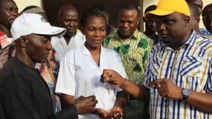 BANIKOARA/INAUGURATION D’UN BLOC DE MATERNITÉ AU CS DE TOURA : Le maire Sarako Tamou soulage les peines des populations