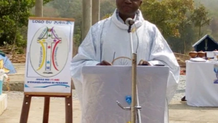 MESSE DE LANCEMENT DE L’ANNÉE JUBILAIRE DE PARAKOU : Mgr Pascal N’Koué ouvre le bal à Komiguéa