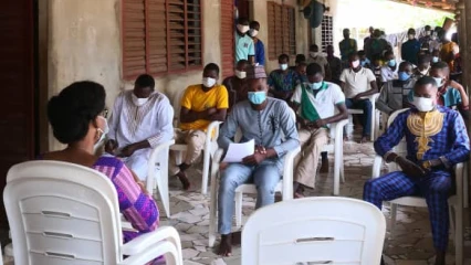 RENCONTRE ENTRE LA MINISTRE AURELIE ADAM SOULE ET LES ETUDIANTS DE NIKKI RÉSIDANT A CALAVI: La Covid 19, l&rsquo;entrepreneuriat et les actions du gouvernement au cœur des échanges