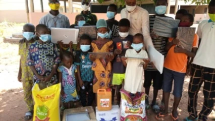 DON DE TABLETTES BRAILLES ET DE  VIVRES AU CPSA DE MATERI : Rachidi Adam apporte la joie dans les cœurs des malvoyants