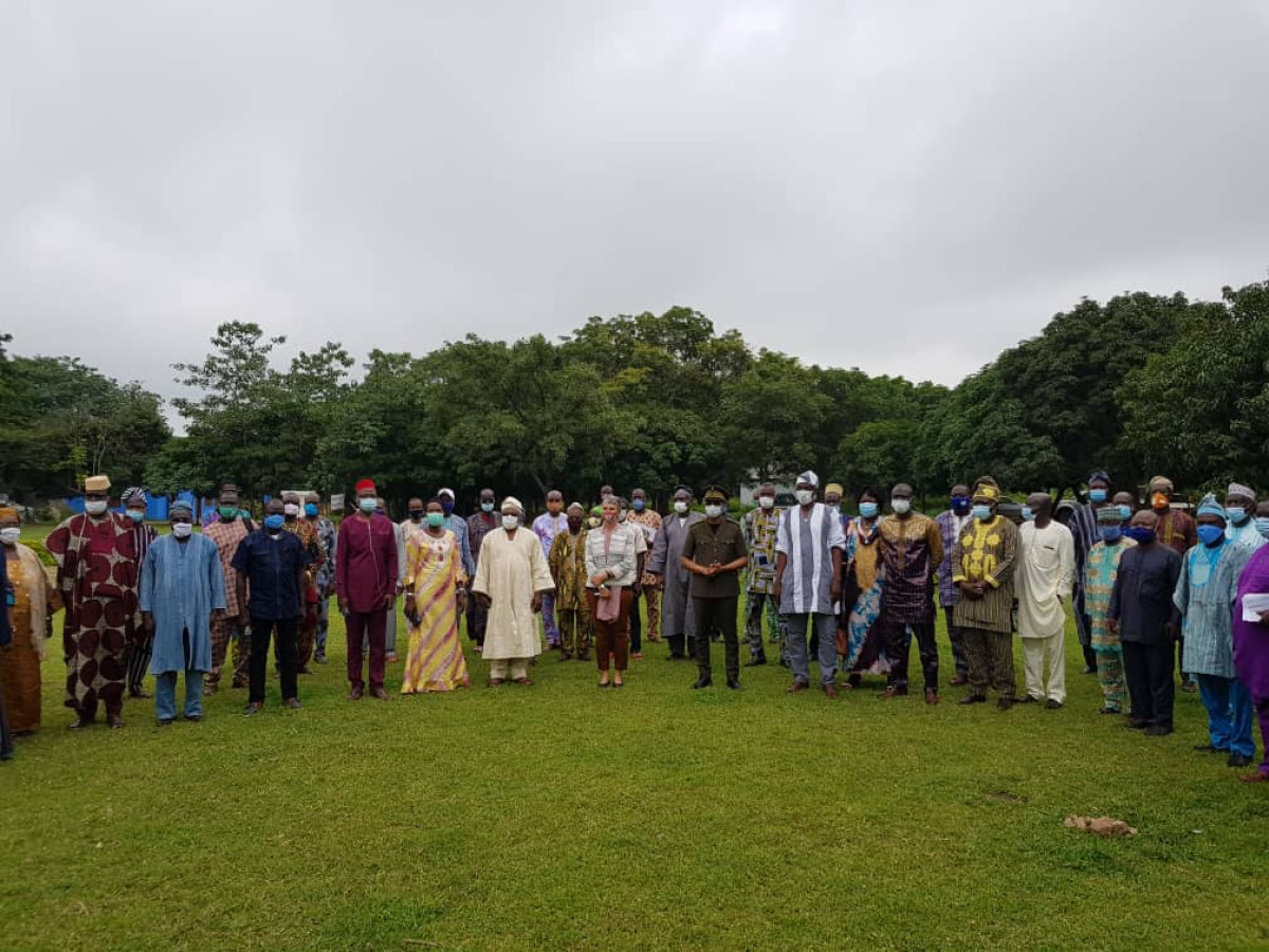 55È JOURNÉE INTERNATIONALE DE L&rsquo;ALPHABÉTISATION A N’DALI : Promotion des langues nationales et Covid-19 au coeur des échanges  . Le Pageda de Sia N&rsquo;Son Ong expose ses acquis