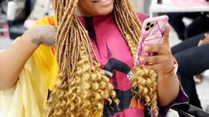 ACCUSÉE D’ESCROQUERIE SUR LES RÉSEAUX SOCIAUX : Clara la Porto-Novienne sort de son mutisme et clarifie