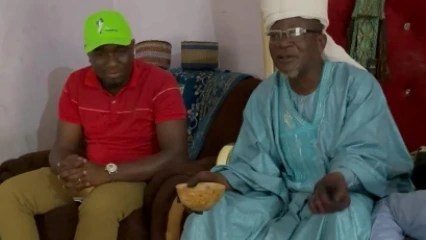 Parakou: le candidat ZulKifly Zakarie reçoit les bénédictions du roi de Tourou