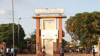 INSCRIPTION A L’UNIVERSITE DE PARAKOU : Des milliers d’étudiants dans l’incertitude