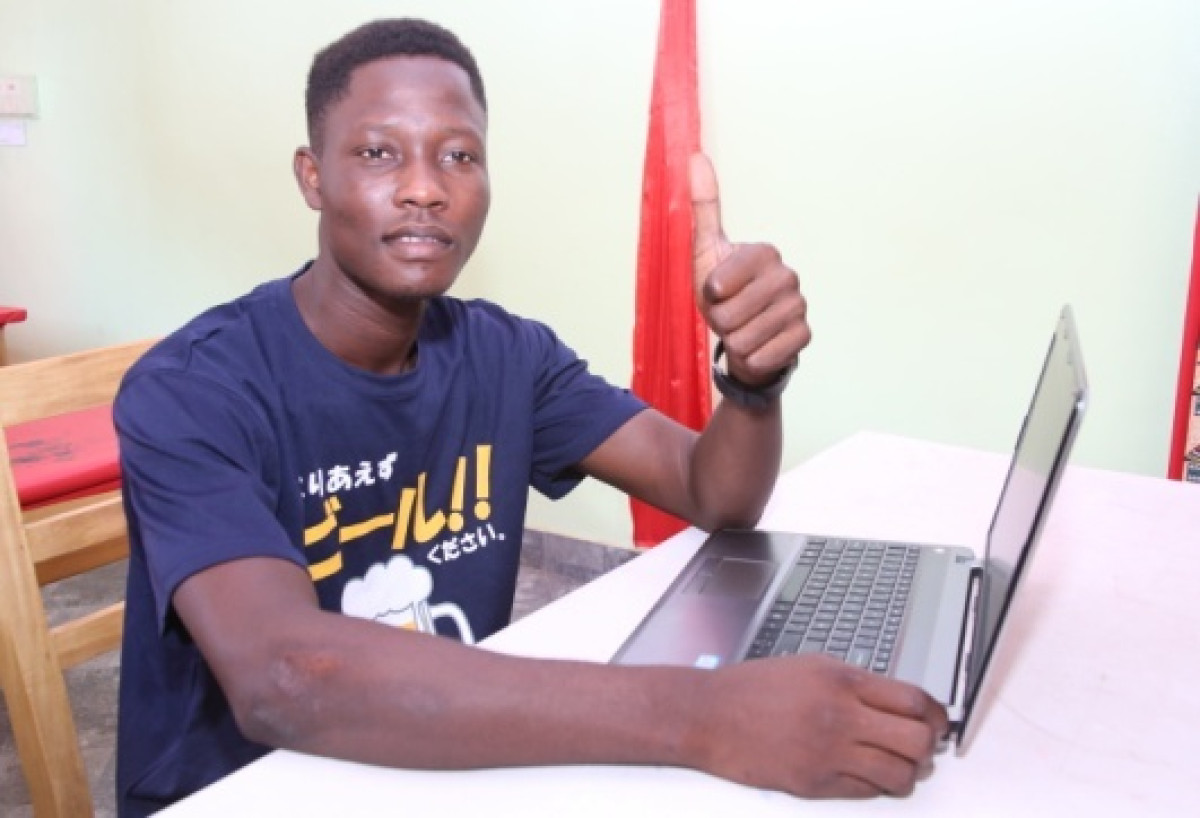 EMPLOI DES JEUNES AU BÉNIN : Marius Dassi parle de sa formation en graphisme au Cfoman-Daabaaru