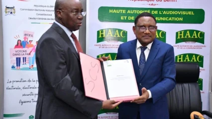 ÉLECTIONS DES REPRÉSENTANTS DES PROFESSIONNELS DES MEDIAS À LA HAAC : Le corps électoral convoqué pour le 9 juin prochain  . Le mémorandum d’entente entre la Haac et la Cena signé