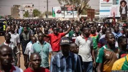 COUP D’ETAT AU BURKINA-FASO : Les manifestants font appel à la Russie