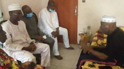 EN TOURNÉE DE PRISE DE CONTACT DANS LA VILLE DE PARAKOU : Le maire Yaya et son équipe reçoivent les bénédictions des rois et sages