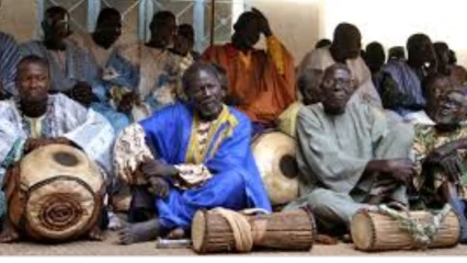 ZOOM SUR LES GRIOTS : Ces conservateurs de l’art oratoire en Afrique