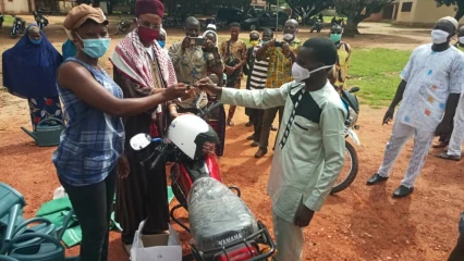 COMMUNE DE KALALE : Apidev Ong au chevet de deux groupements de maraîchers