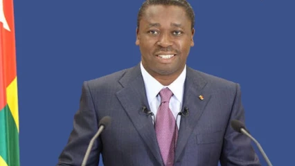 APRÈS LE VOTE DE LA NOUVELLE CONSTITUTION AU TOGO : Le Président de la République désormais élu par le Parlement  . Un poste de « Président du Conseil des ministres » créé