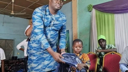 POUR FACILITER LA RENTRÉE SCOLAIRE 2024-2025 : Tadjou-dine Imorou et le Br offrent des kits scolaires aux orphelins
