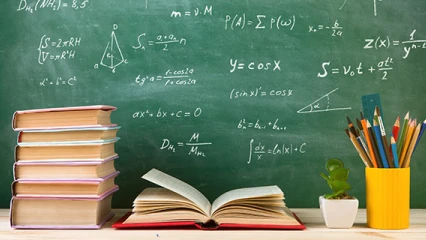 CEG 1 TCHAOUROU :  Des enseignants demandent le départ du directeur  . Les raisons et la réaction du directeur