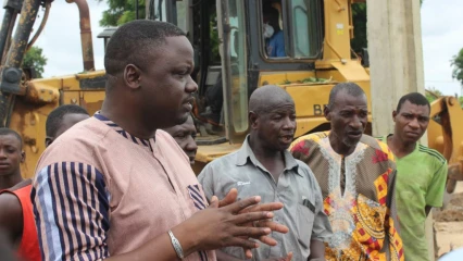 BANIKOARA : Le maire Tamou veille sur l&rsquo;ouverture de voies à Soroko