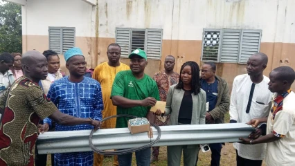 Tchatchou/Pour réhabiliter un bâtiment décoiffé à l'epp Badékparou: le Ca Joël Domagui fait don de matériels