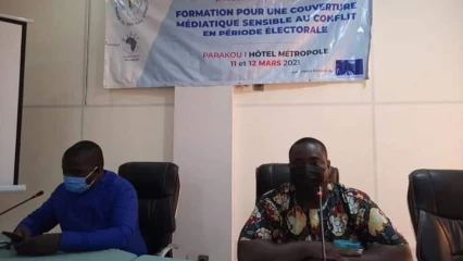 COUVERTURE MEDIATIQUE EN PERIODE ELECTORALE : Journalistes et web activistes outillés