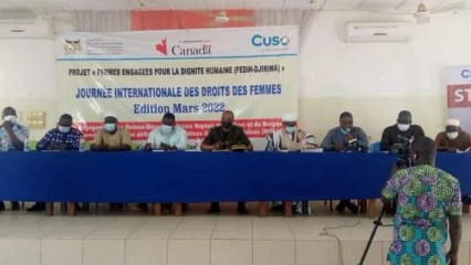 PROJET FEMMES ENGAGÉES POUR LA DIGNITÉ HUMAINE (FEDIH-DJIRIMA) : L’Ong Cuso international sensibilise les reines-mères des palais royaux sur les mutilations génitales
