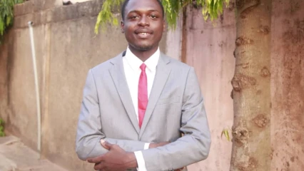 ÉLU PRÉSIDENT DU PARLEMENT DES JEUNES DU BÉNIN : Ange Mario Aouga fait la fierté de l’Ong Sompékids  . « Ce succès, je le dois à Sompékids »