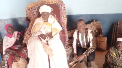 DIRECTION DÉPARTEMENTALE DU TOURISME, DE LA CULTURE ET DES ARTS BORGOU-ALIBORI : Garou N’Douro Bagoudou reçoit les bénédictions du roi Akpaki Gobi Yinsè