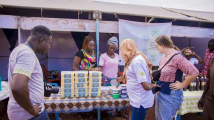 BRILLANTE PARTICIPATION DES FEMMES À LA FOIRE DU CONSOMMONS LOCAL DE NATITINGOU :  Deux groupements de Kouandé révélés grâce au projet Forests4Future/Giz